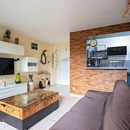 Apartment L'odyssee, Appt 4 Pers, Parking Prive, Wifi *